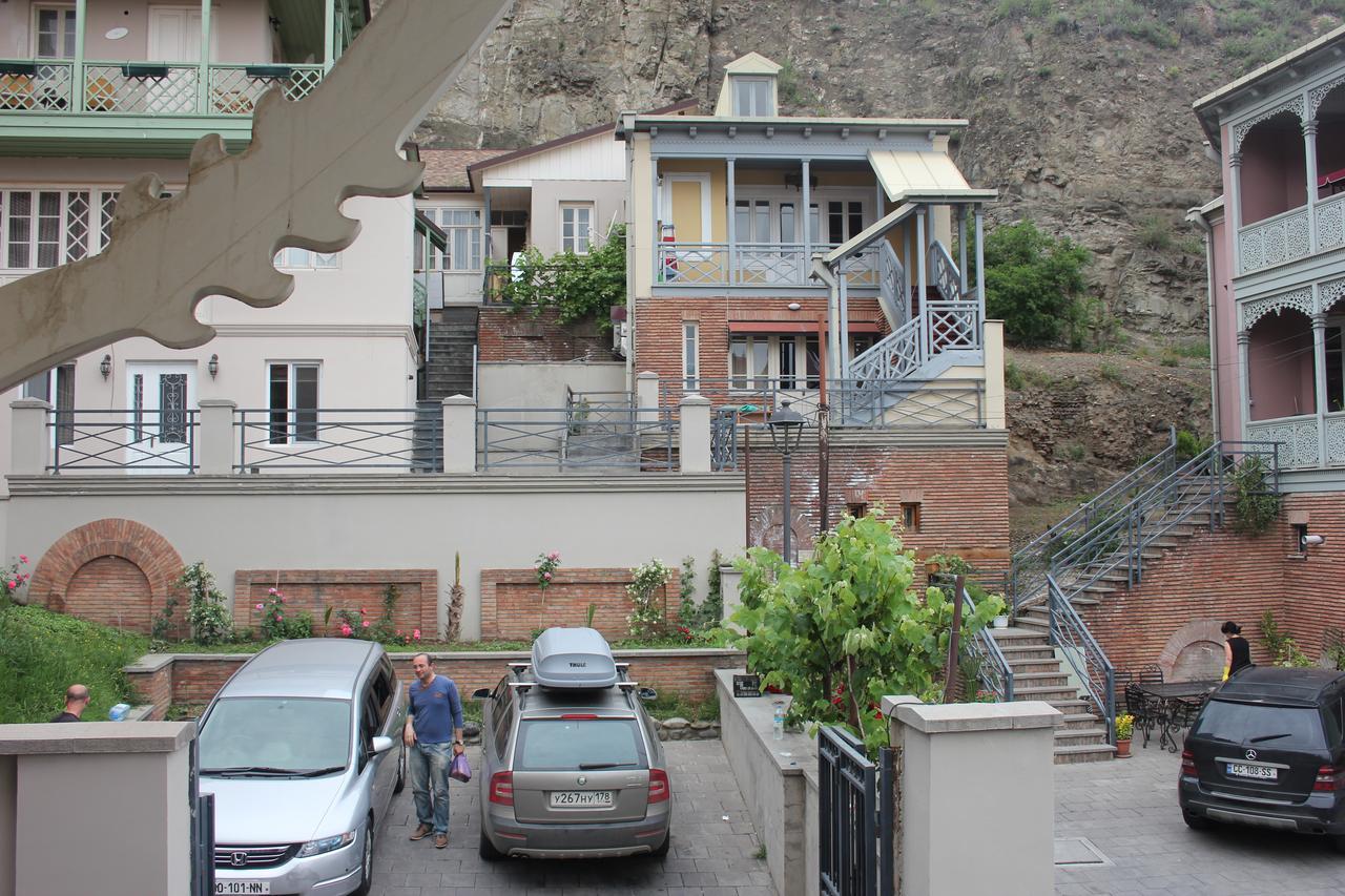 Apartment Nino Botanical Tbilisi Exterior photo