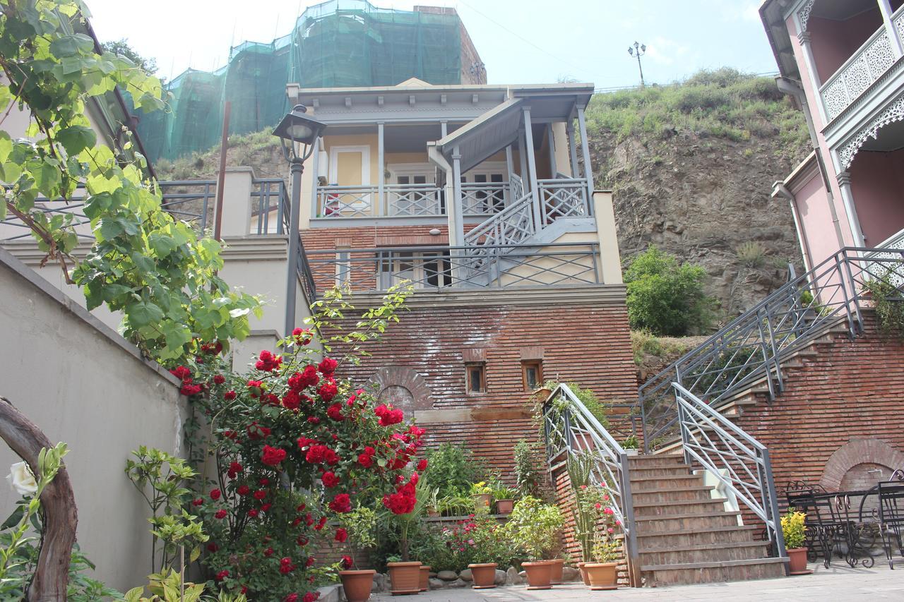 Apartment Nino Botanical Tbilisi Exterior photo